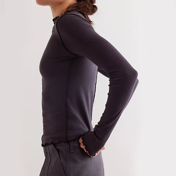 Free People l We the free Sage Top - Picture 4 of 13